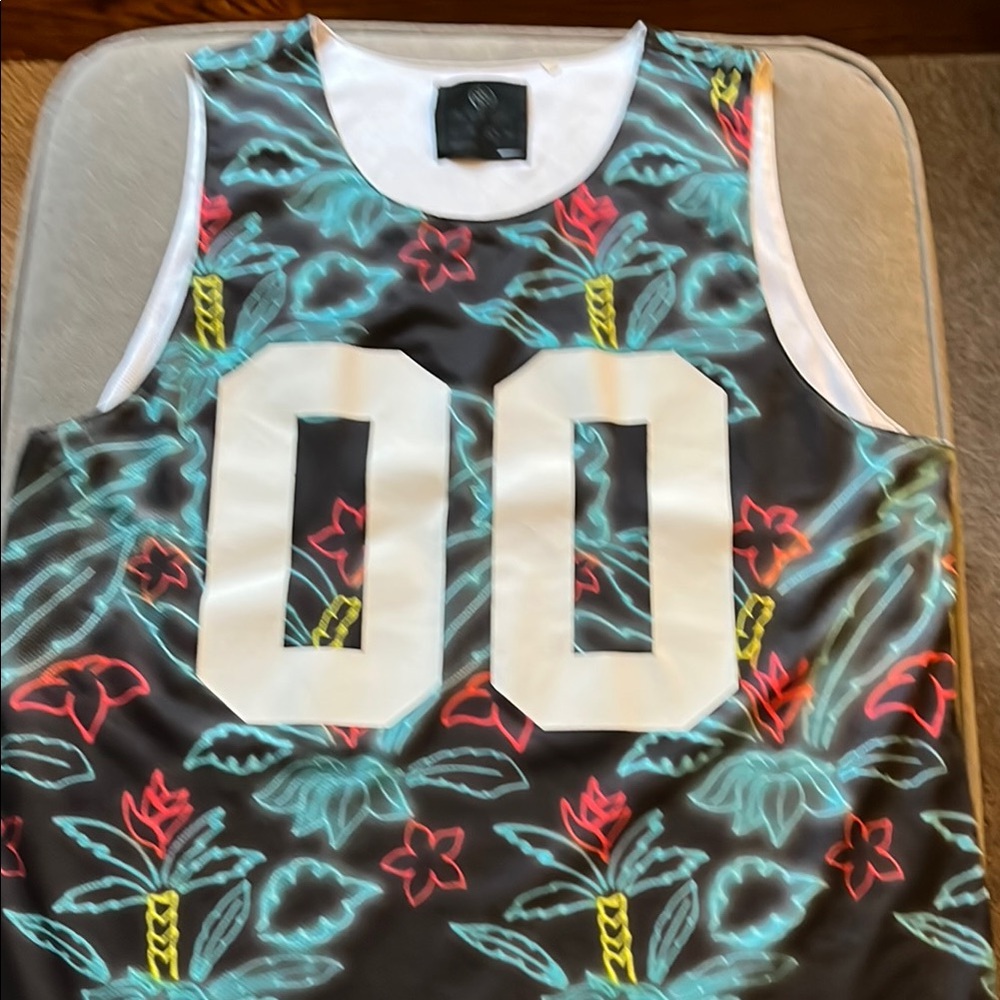 Mens Floral Graphic Tank Top Reversible great condition size large